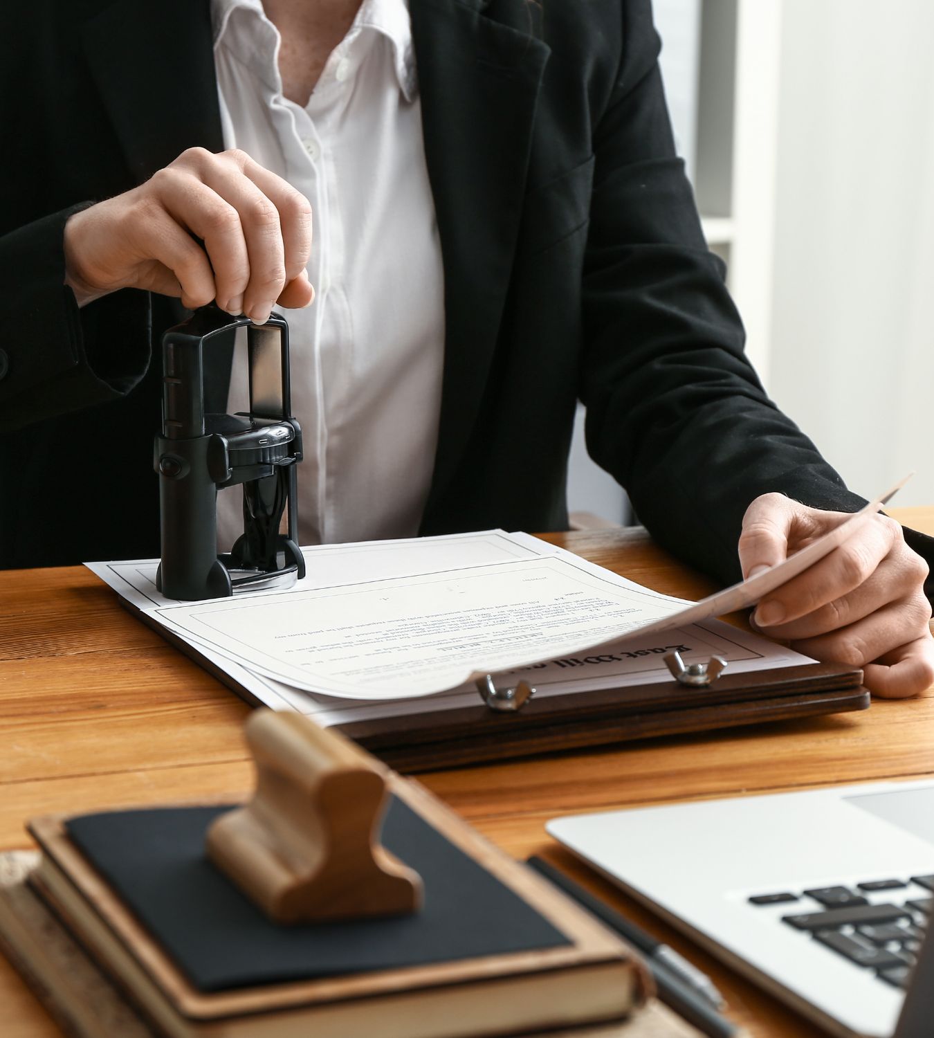 Mobile Notary in Tampa Bay